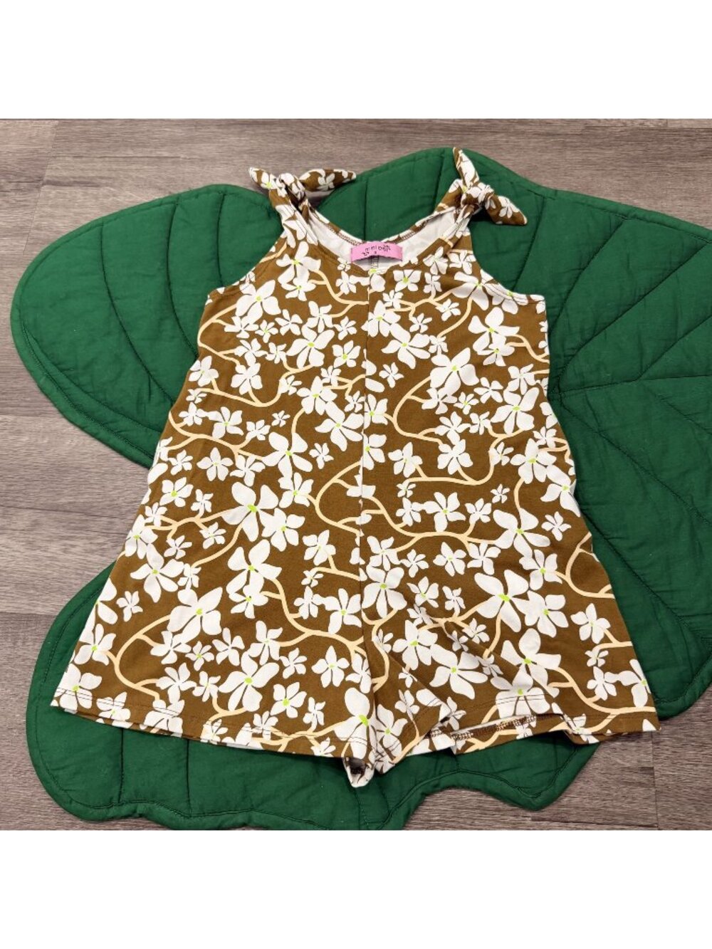 Fighting Eel Mini Girls 6 Stephanotis Floral Lena Mini Romper